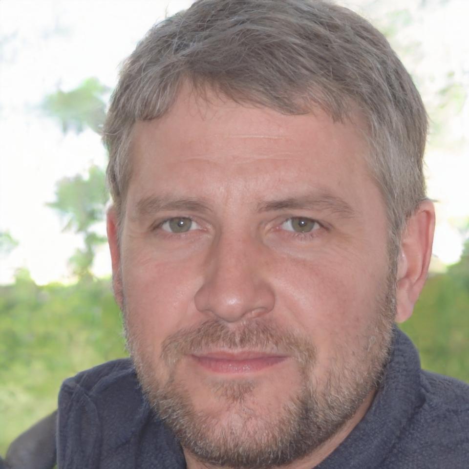 Pierre Dubois, Directeur Pédagogique